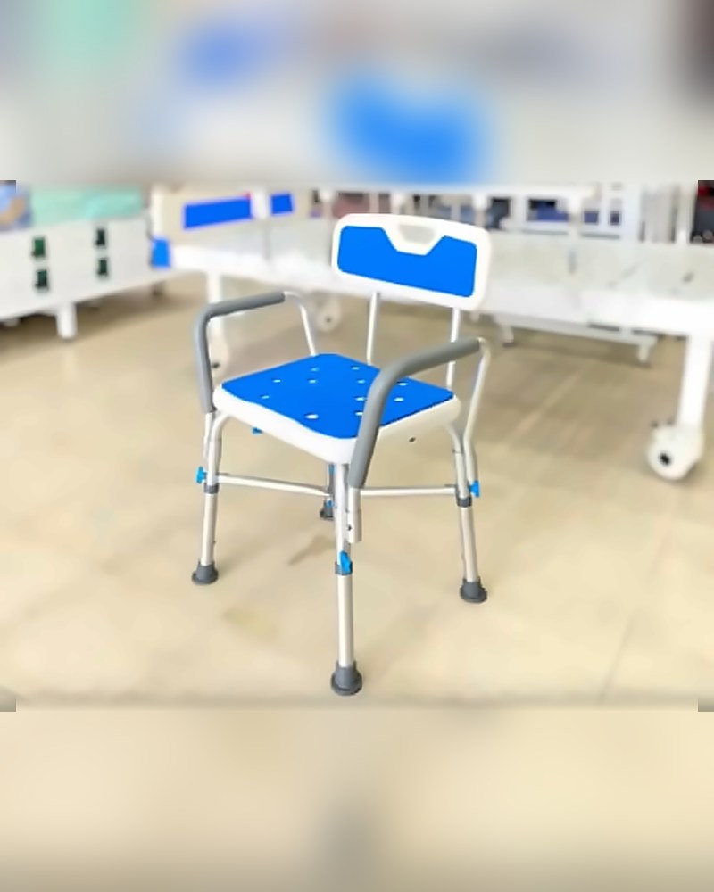 Chaise de douche avec dossier